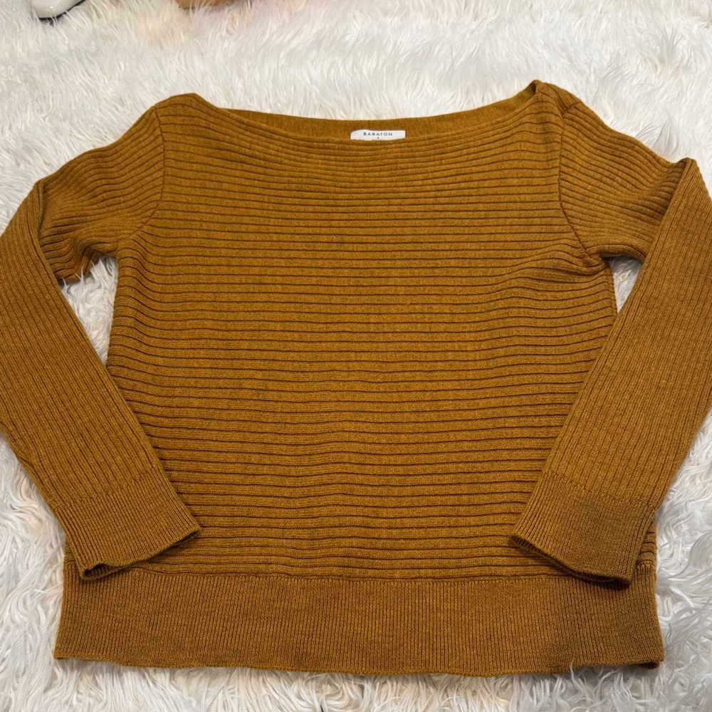 BABATON, 100% merino wool